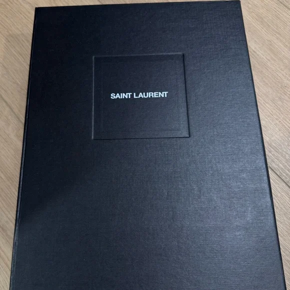 Saint Laurent Lou Lou puffer bag - Picture 15 of 16